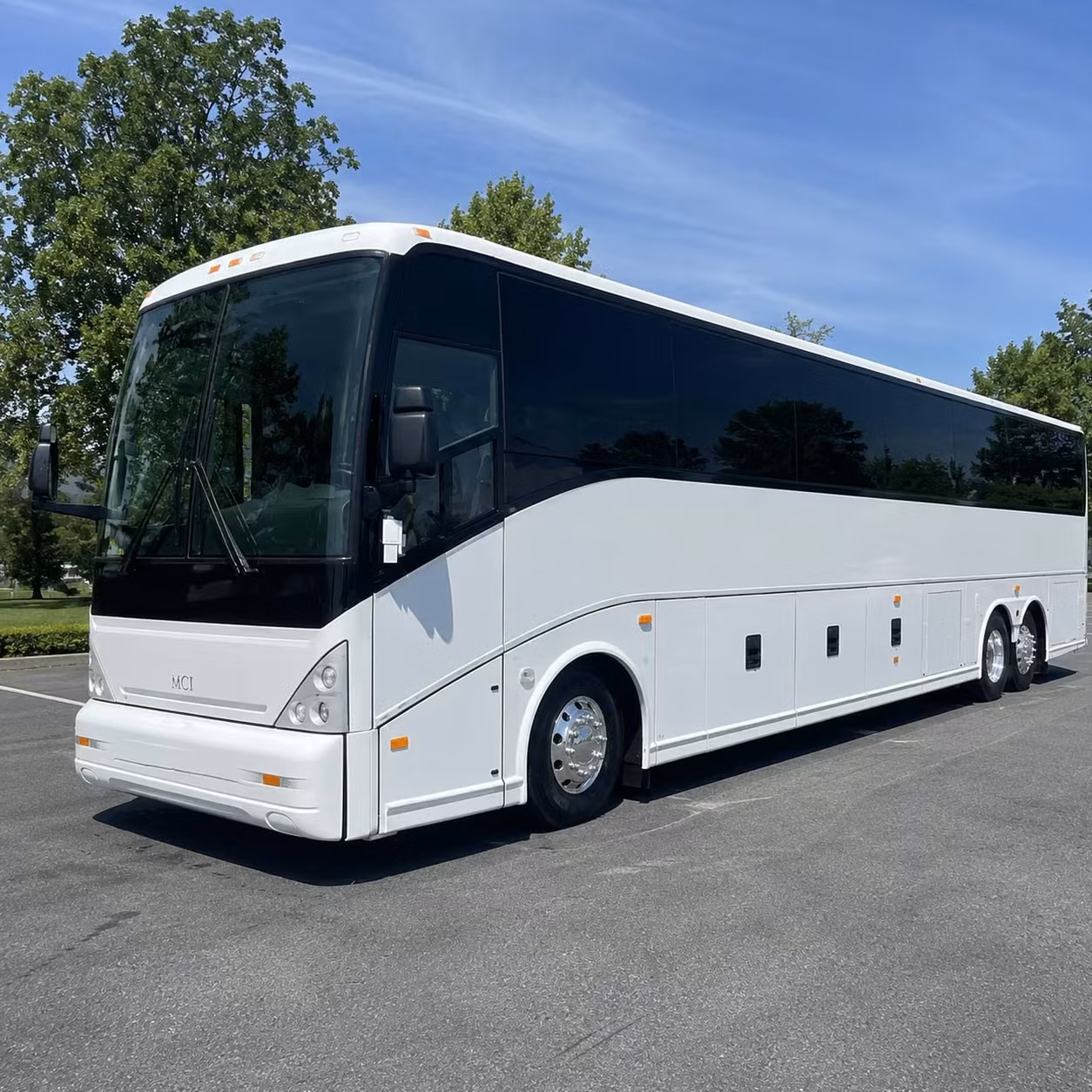 coachbusworcester com puts worcester prom transportation from a large network right at your fingertips